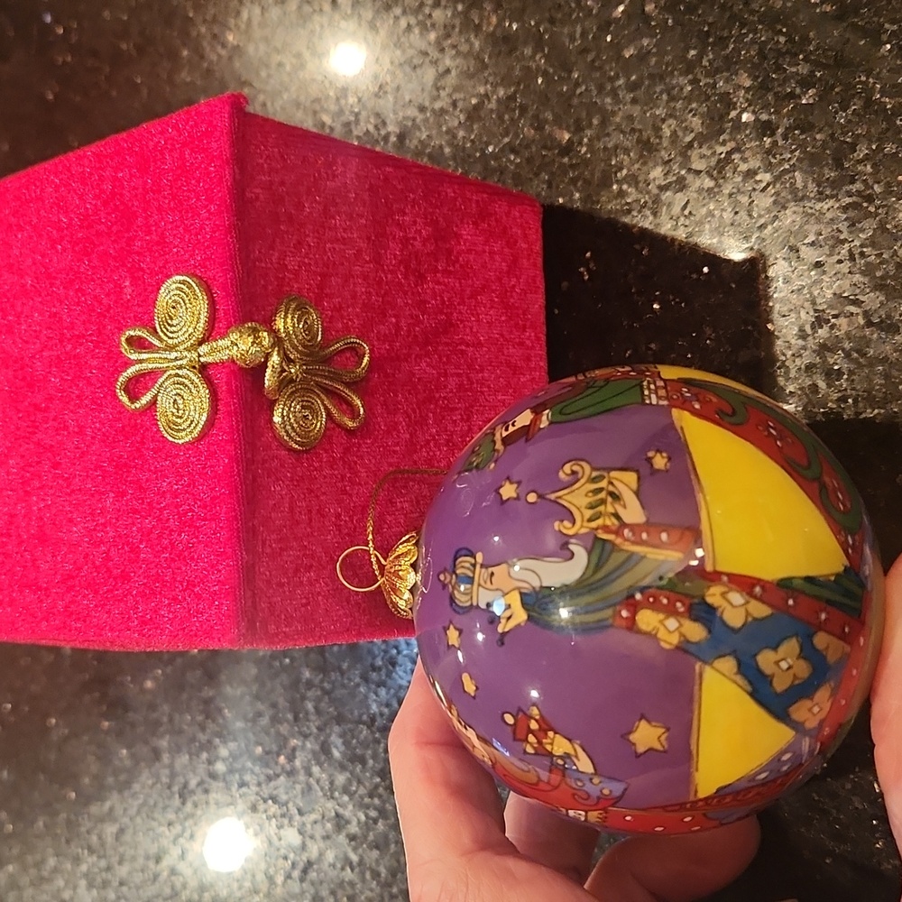 Pier 1 Li Bien ornament, 2013, 3 Kings, with box